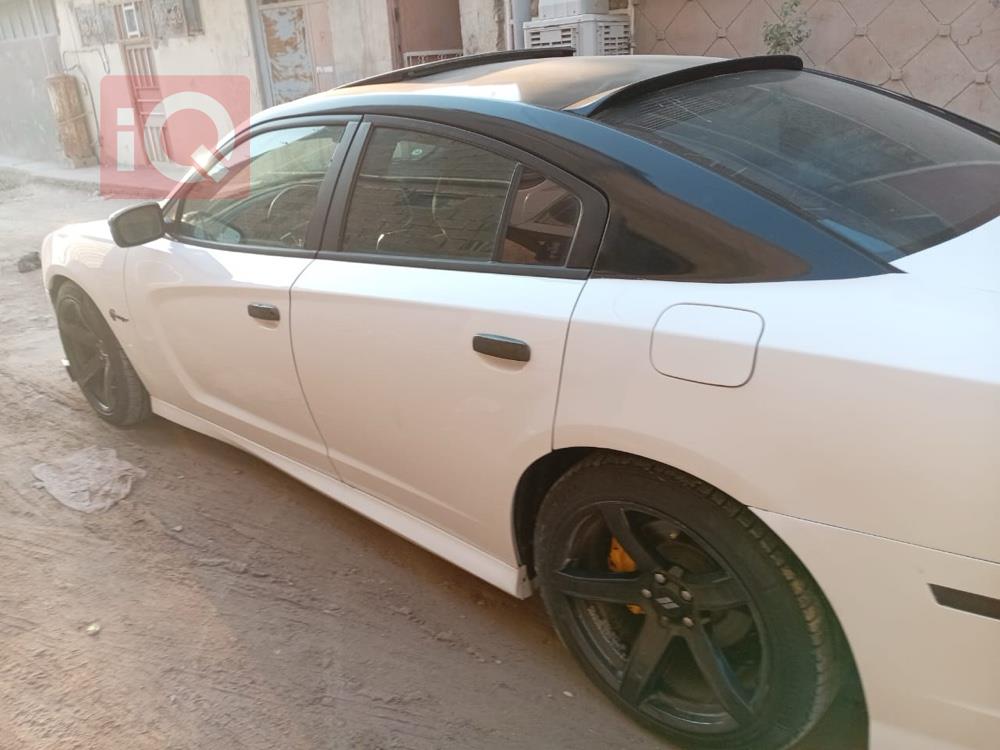 دۆج چارجەر